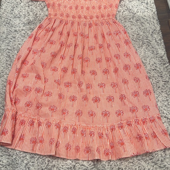 Tuckernuck pink city print M - Picture 5 of 6